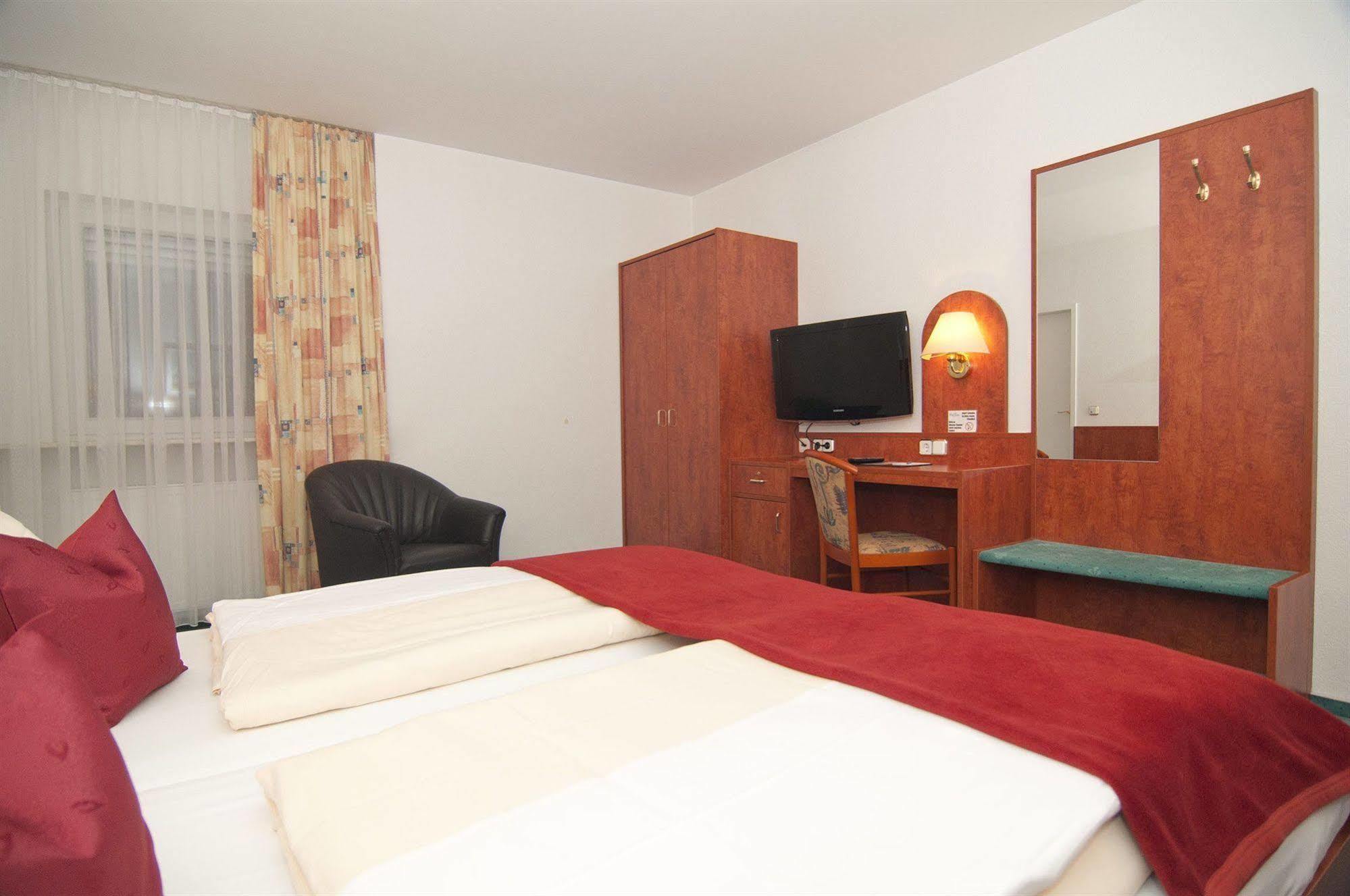 Hotel Hansa Όφενμπαχ Εξωτερικό φωτογραφία